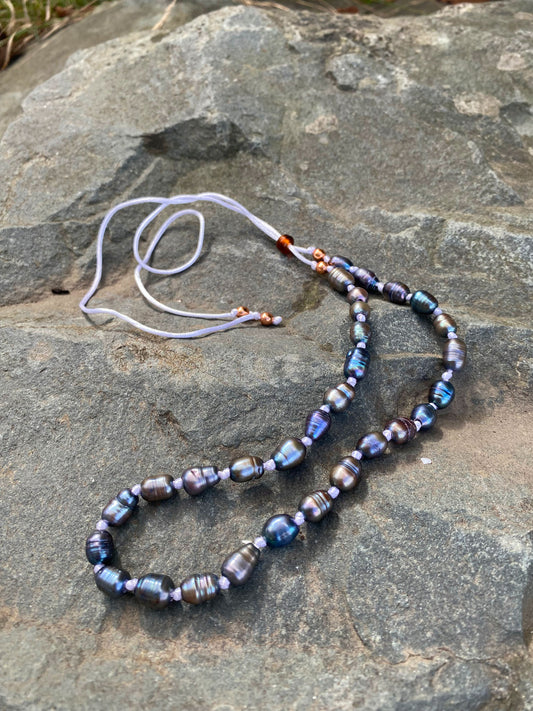 Blue pearl knot necklace