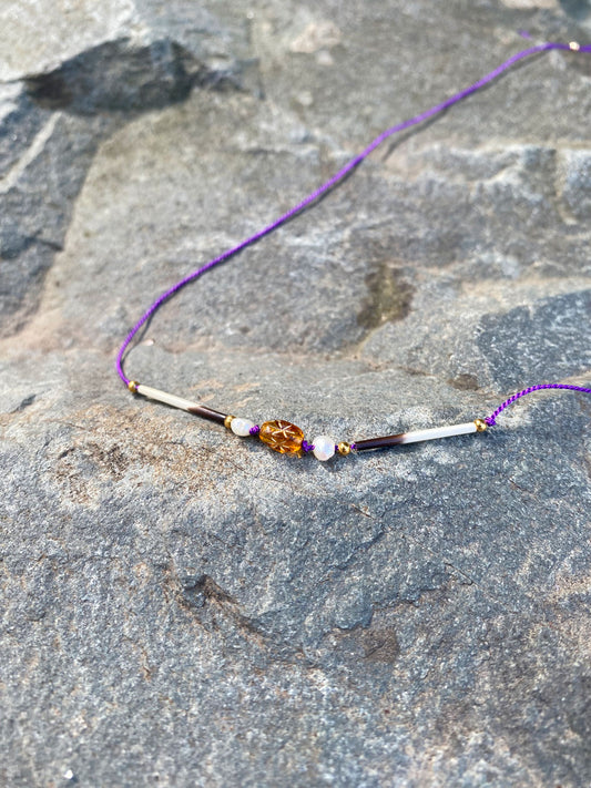 Quill necklace with star and pearls